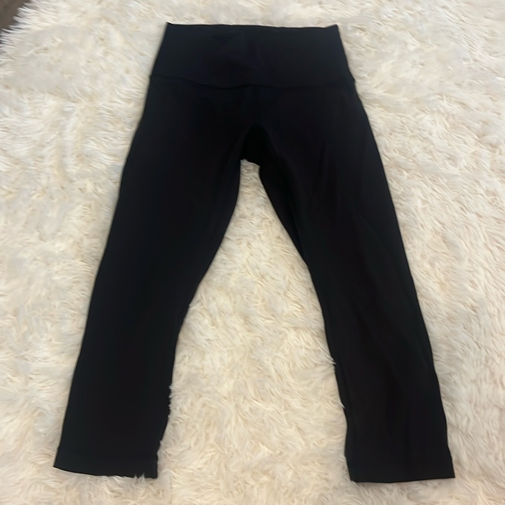 Lululemon align mid-rise Crop “21
